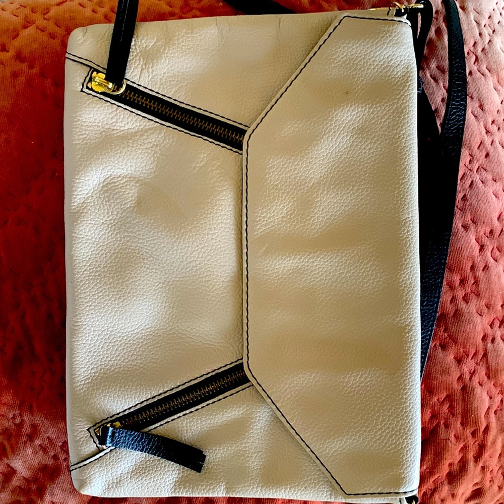 Crossbody bag